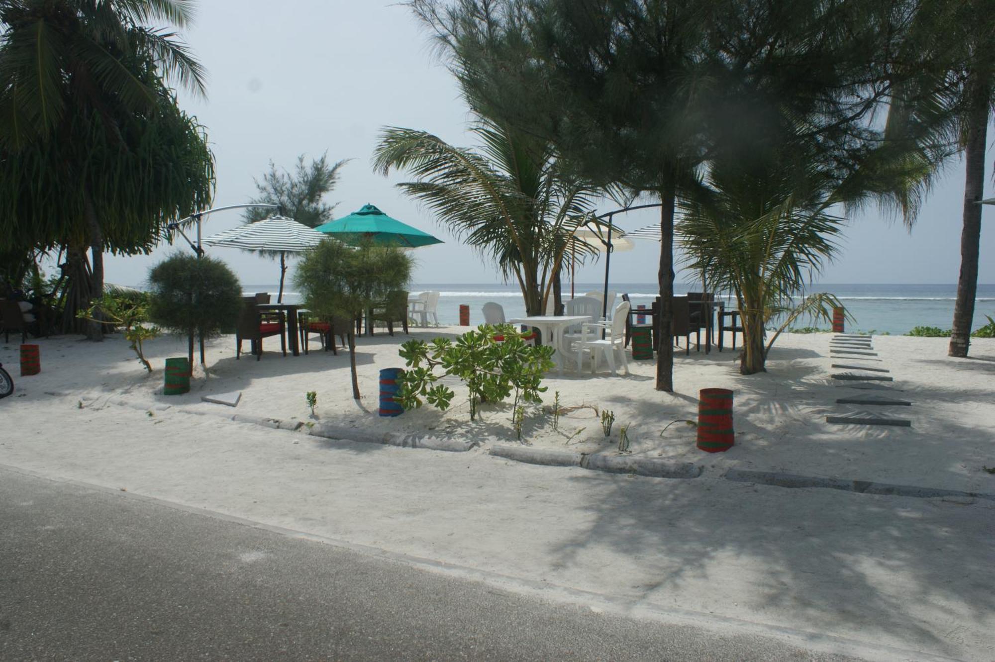 Rivethi Beach Hulhumalé Eksteriør billede